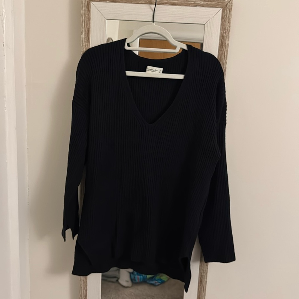 Abercrombie sweater